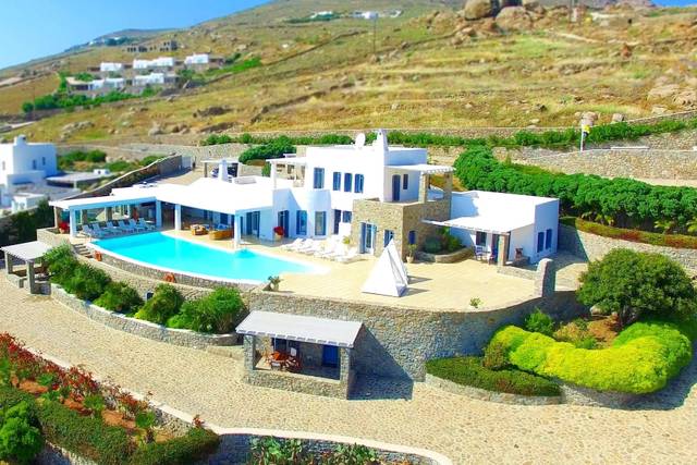 Mykonos Private Villa Event and Party Planner