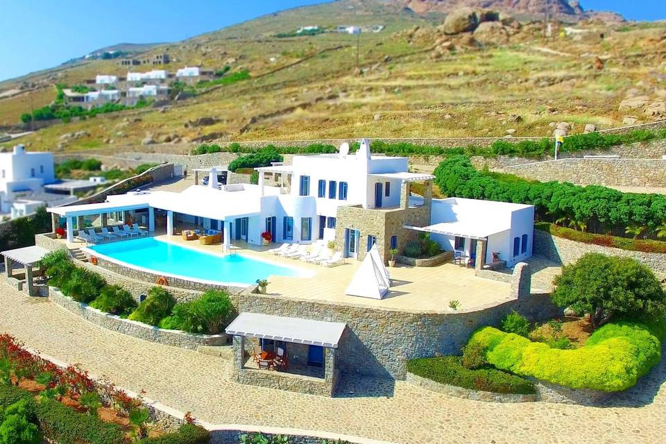 Mykonos Private Villa Event and Party Planner