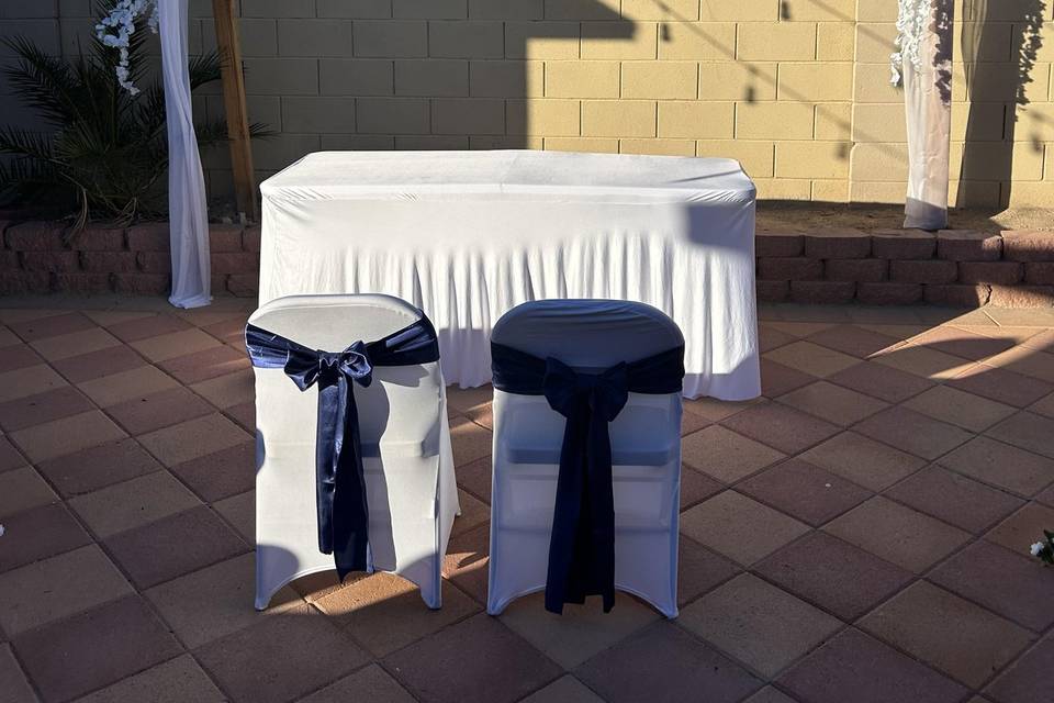 Wood arch table& chair rental