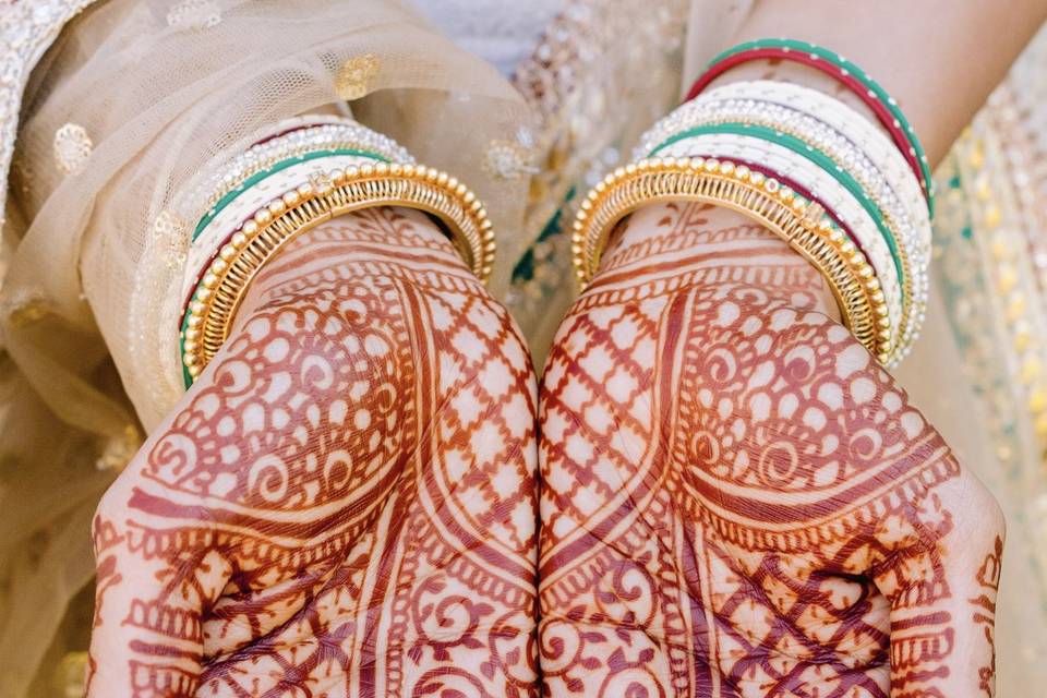 Beautiful henna for the bride