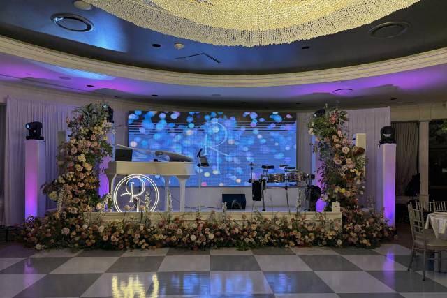 DJ Setup & Dance Floor