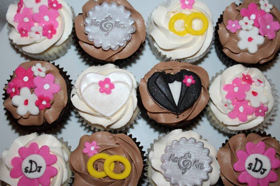 Playful Cupcaketions