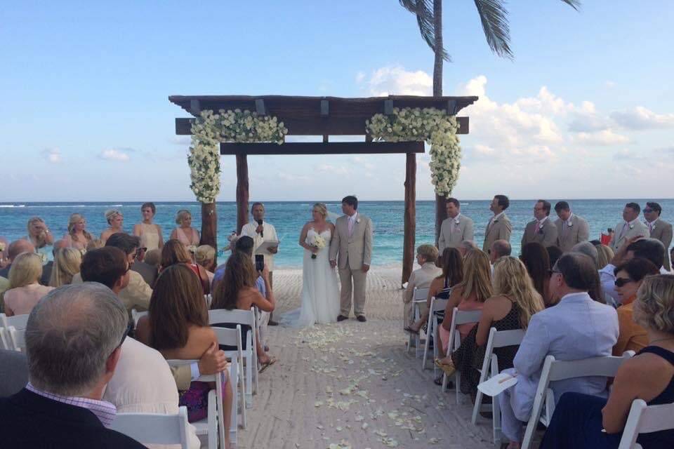 Live Love Weddings