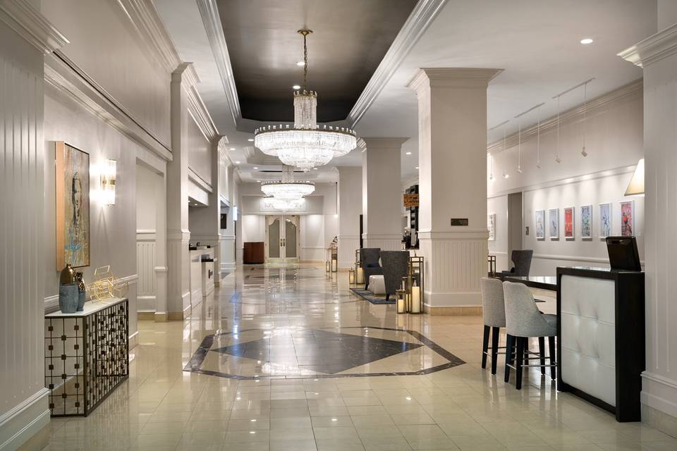 The DeSoto Savannah-Lobby