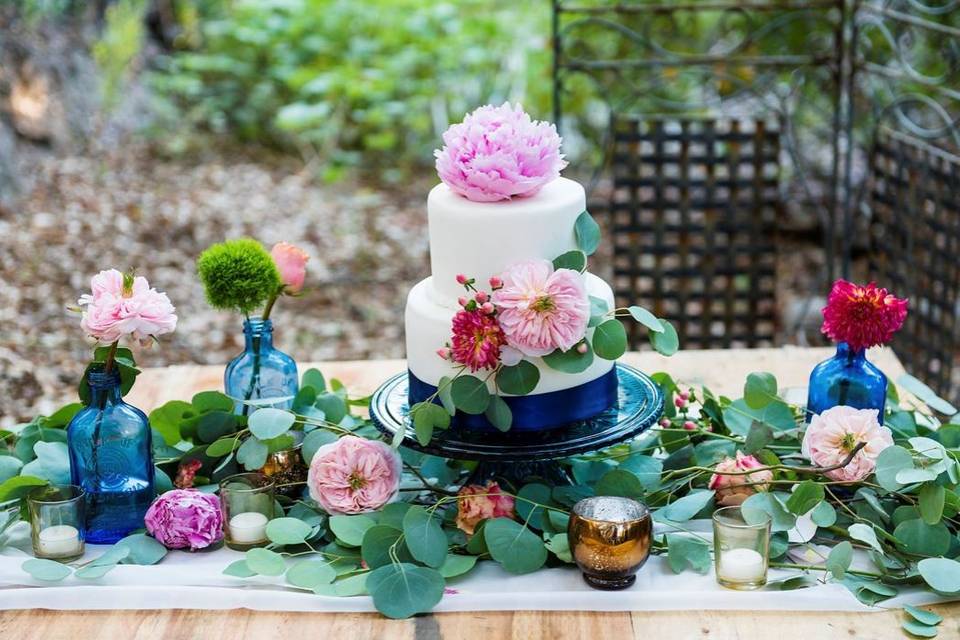 Cabbage Rose Weddings