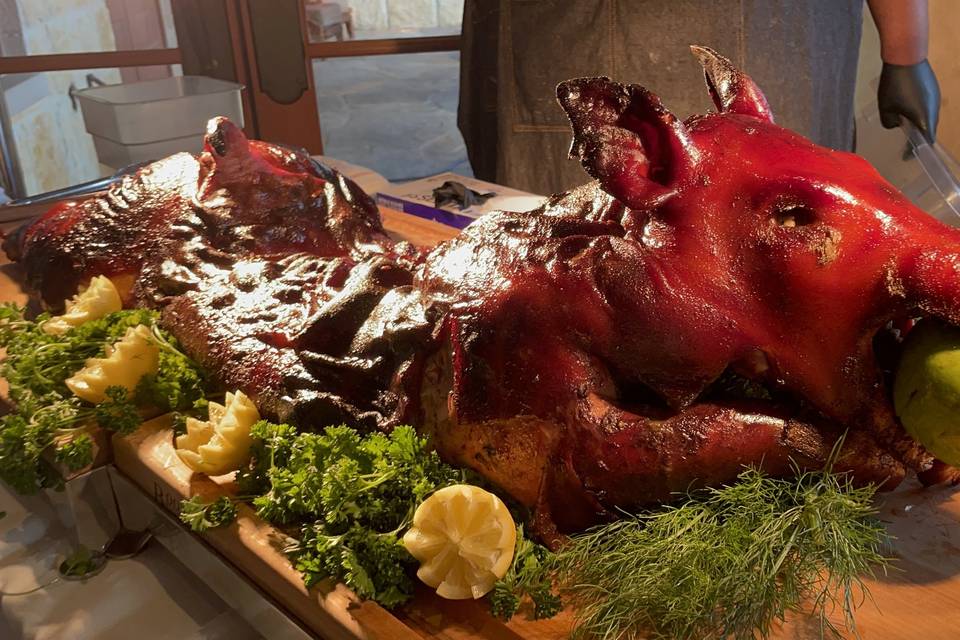 Whole Roasted Mojo Pig