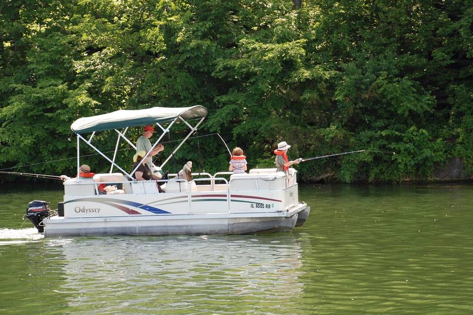 Rent a boat during your wedding weekend and explore Lake Galena