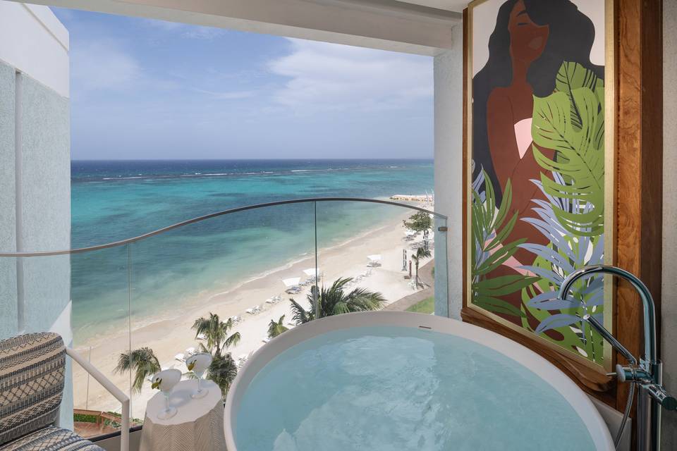 This view, this tub