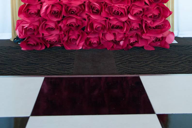 Red rose paper wall backdrop - photo wall