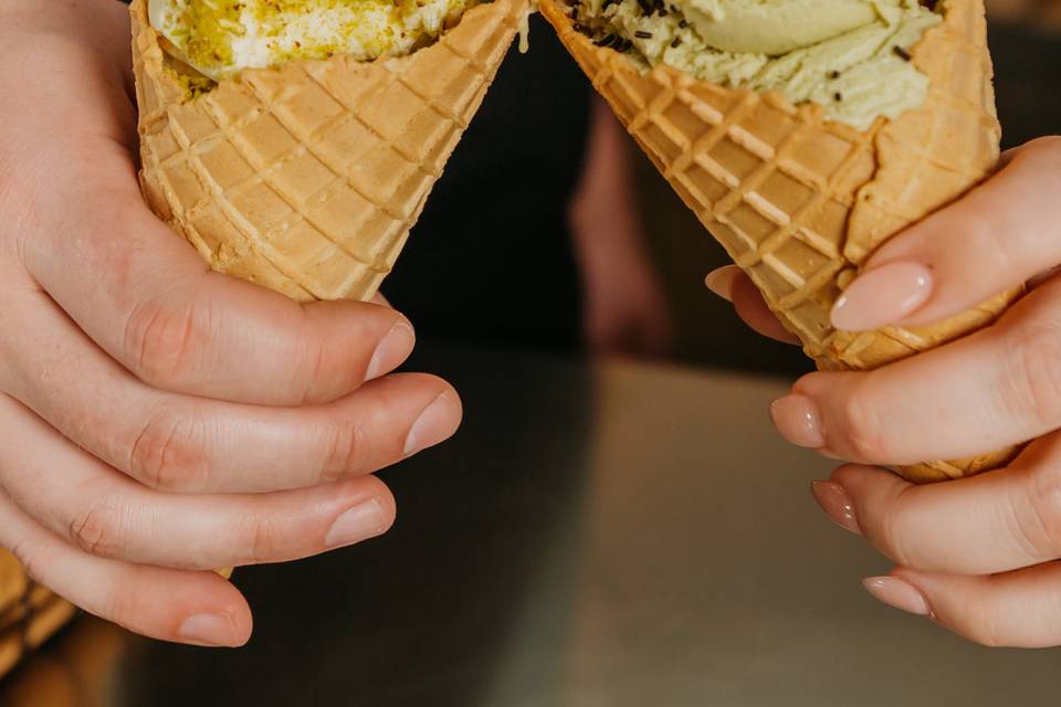Cone cheers