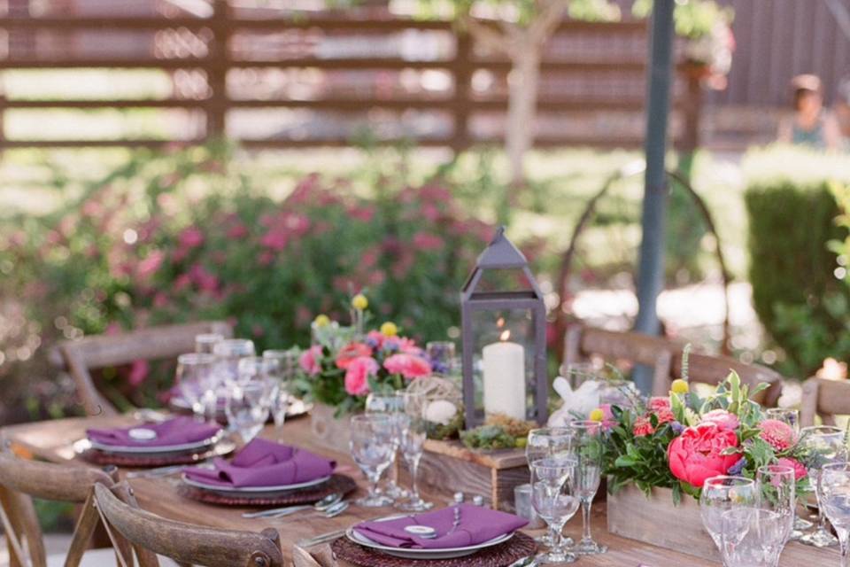 Country style table setting