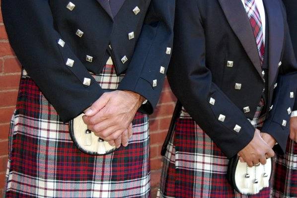 Groomsmen in kilts