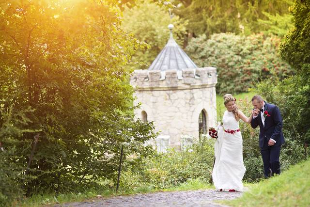 Destination Weddings by Luxurious Ireland