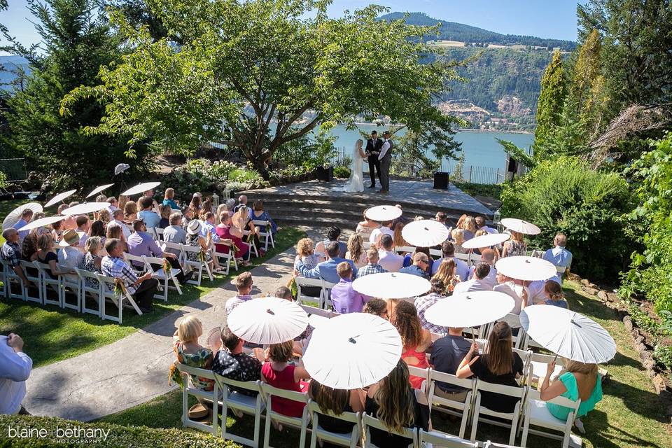 Ceremony at Columbia Gorge Hot