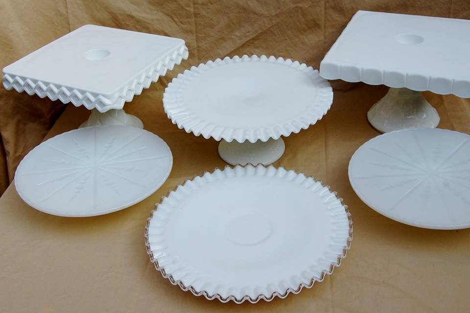 Porcelain dessert platform