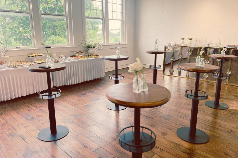 Buffet Lounge