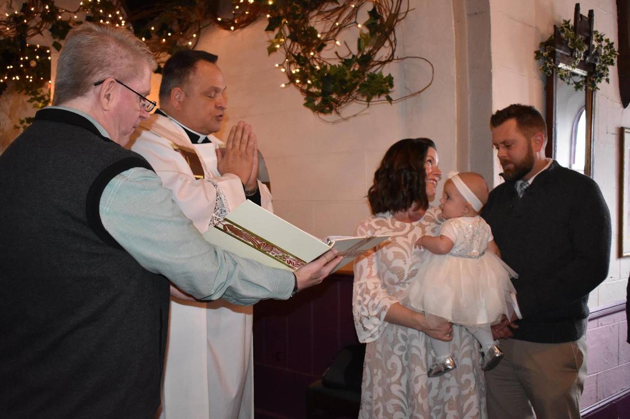 WEDDINGSFather Bryan, Catholic Priest Officiant