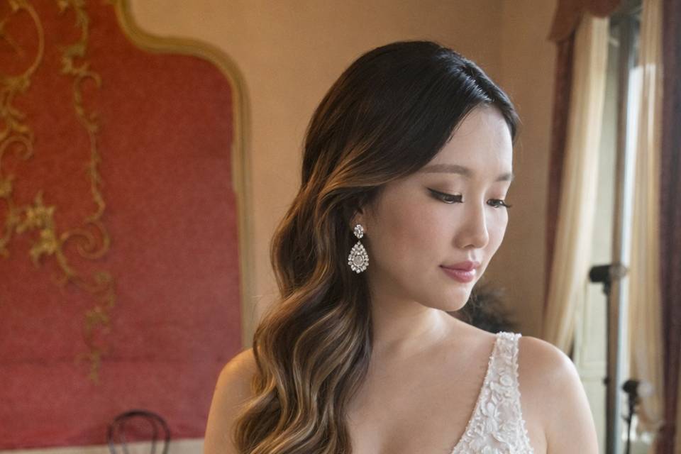 Xi ICONIC BRIDAL
