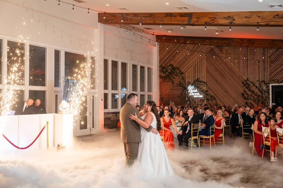 Cocktail Room/Ballroom
