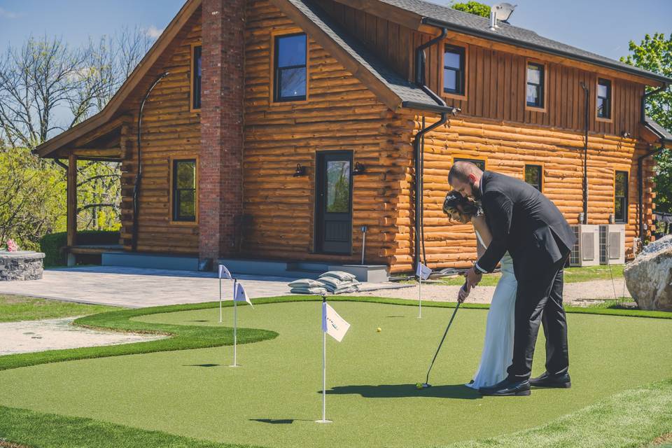 Log Cabin Putting Green