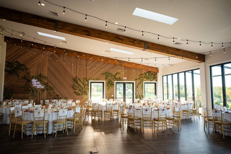 Cocktail Room/Ballroom