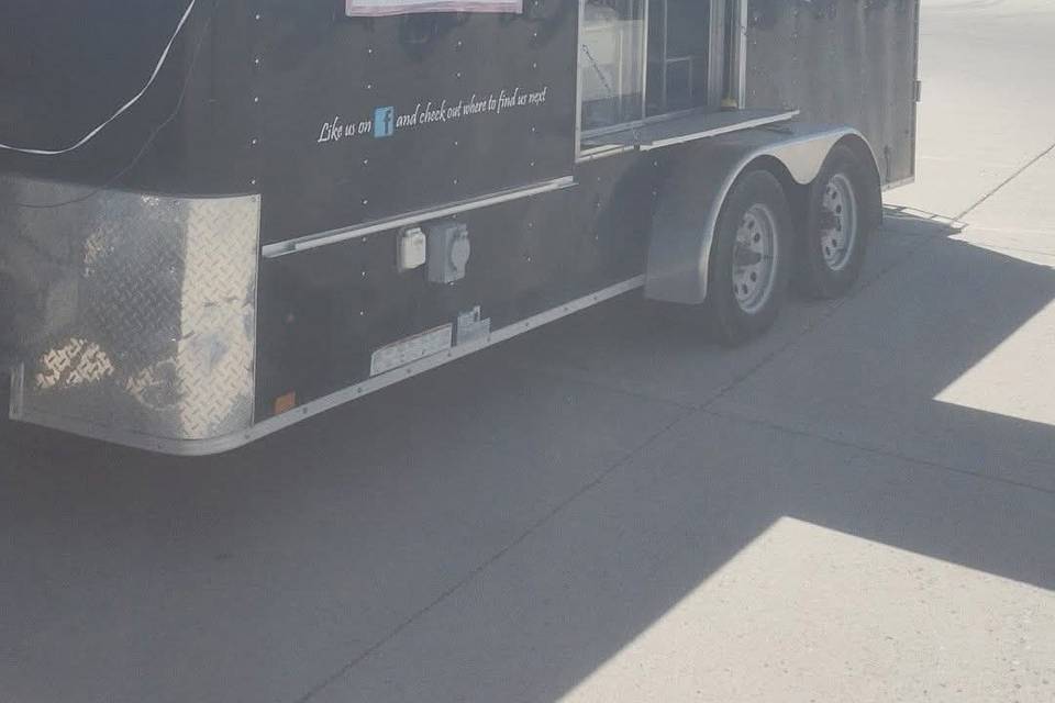 Full service trailer