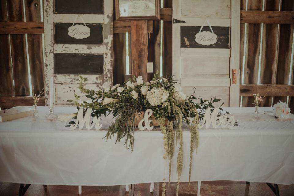 Head table at tobacco barn