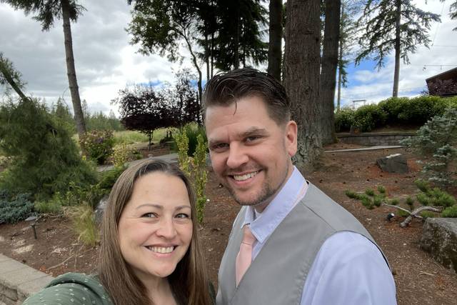 Jeff and Karina Rossavik