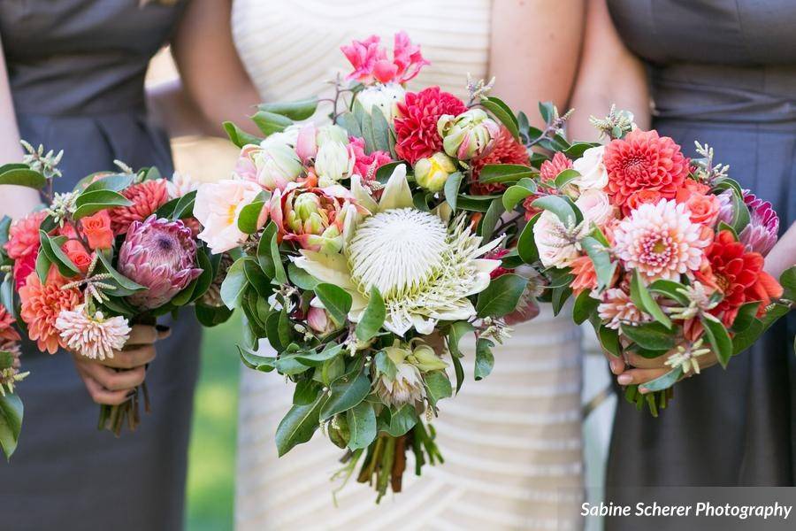 photo credit: Sabine Scherer Photographyfloral: Brown Paper Design