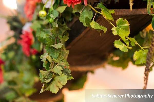 photo credit: Sabine Scherer Photographyfloral: Brown Paper Design