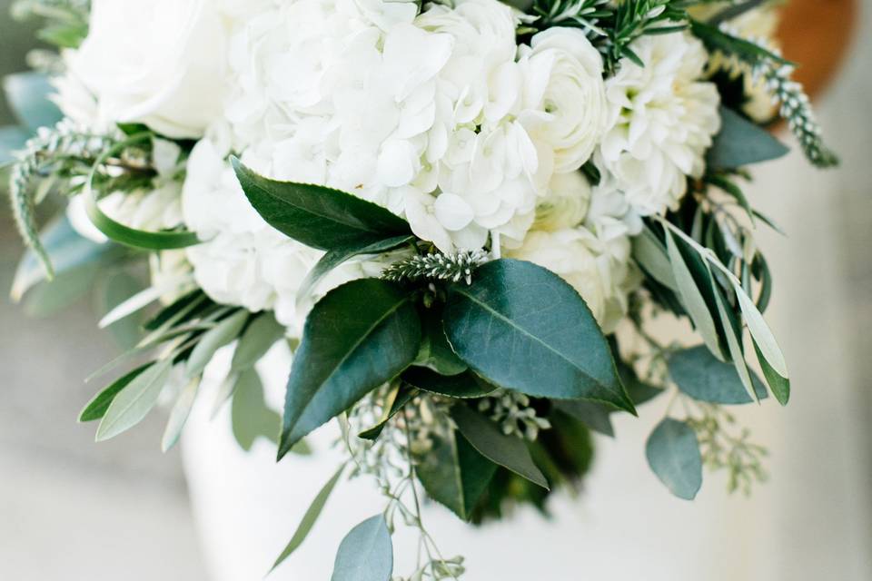 photo credit: Catie Coyle Photographyfloral: EV Floral