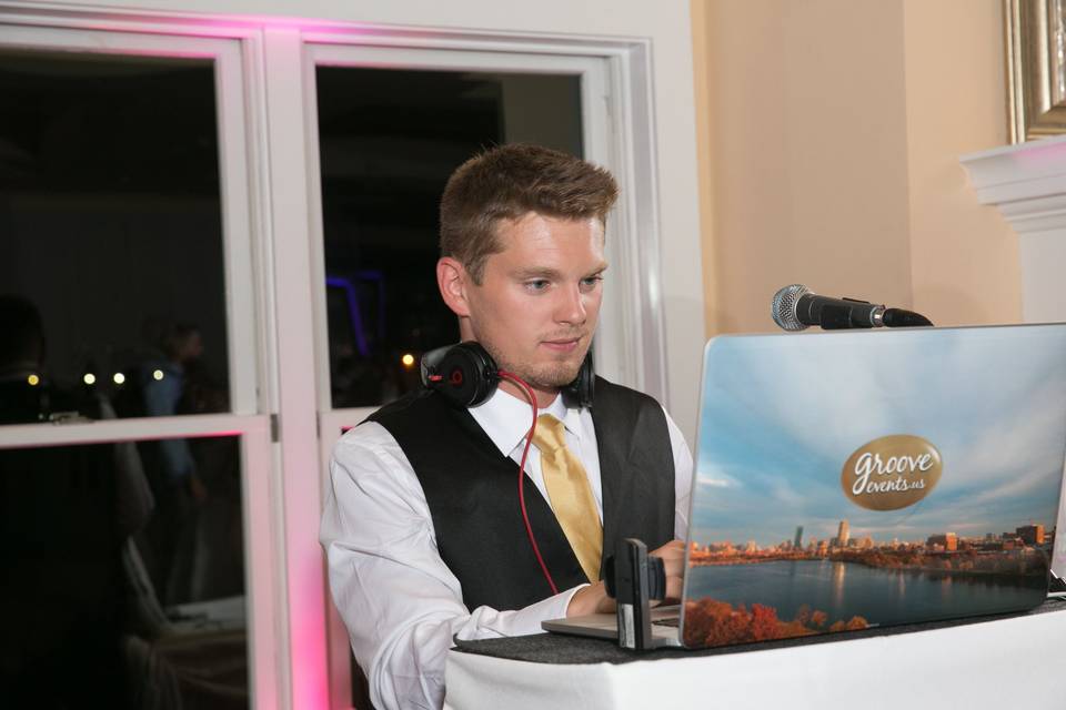 DJ Matt at a recent wedding!