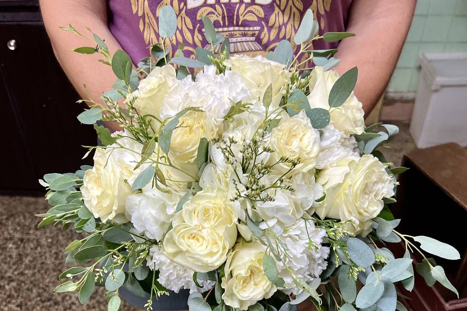 Chet & Leona's Floral Shop Inc