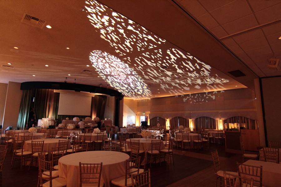 Inlight Lighting Inc. Event Lighting, MC/DJ Services & Event Rental