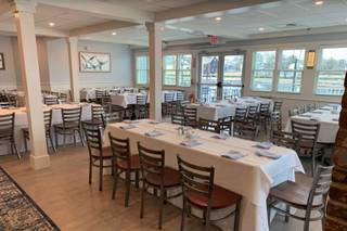 Finz Seafood and Grill Reviews - Salem, MA - 6 Reviews