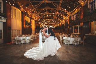 Fox Hollow Catering, Hotel & Restaurant