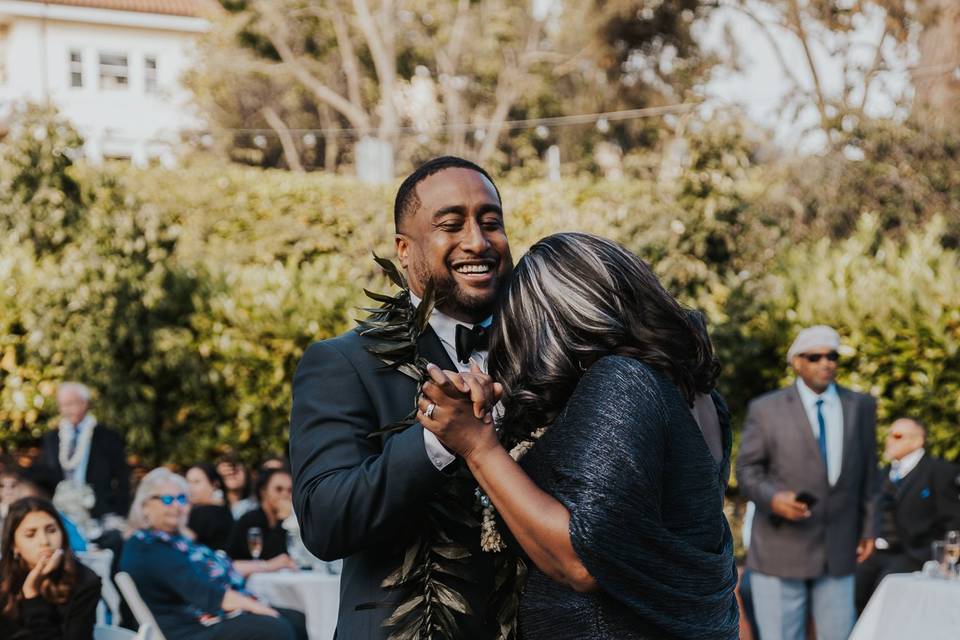 O + V Wedding