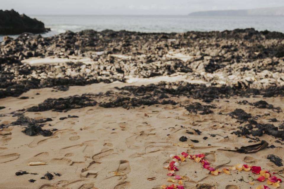 J + R Hawaii Elopement