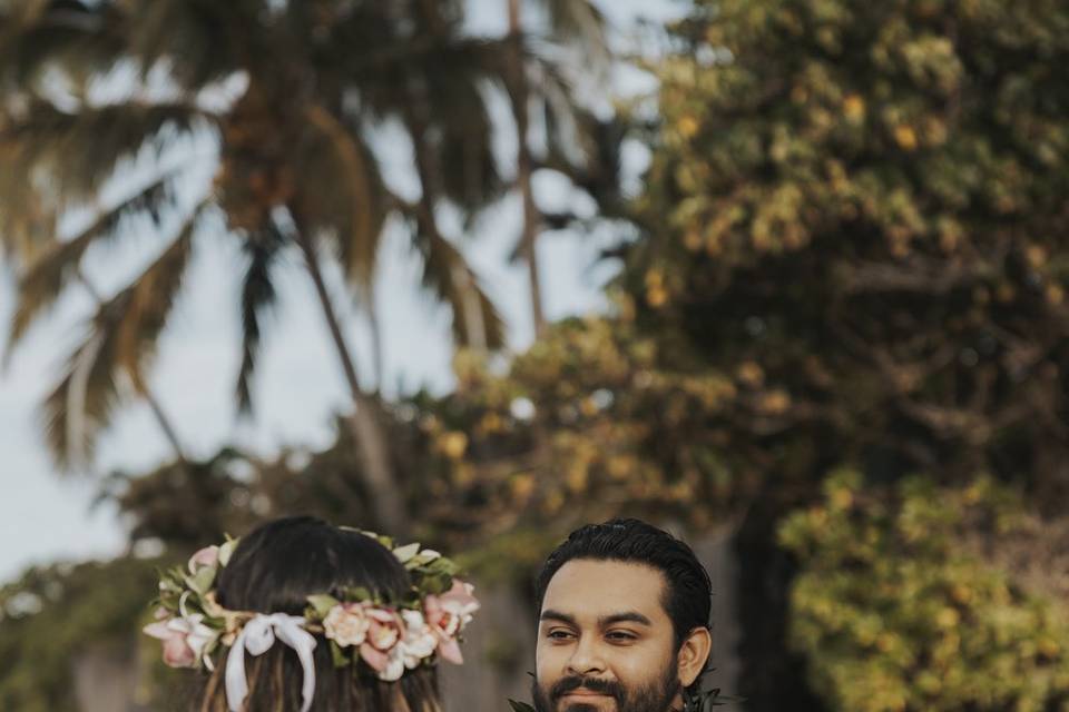 J + R Hawaii Elopement