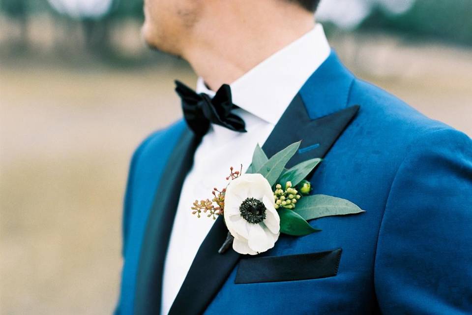 Groom boutonniere