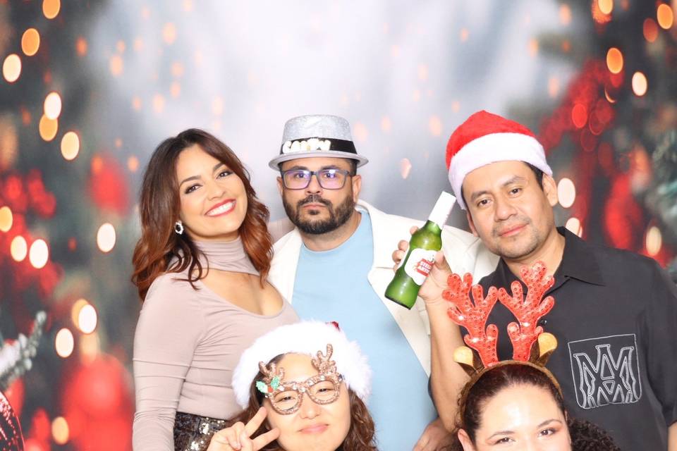 Holiday Party Vibes