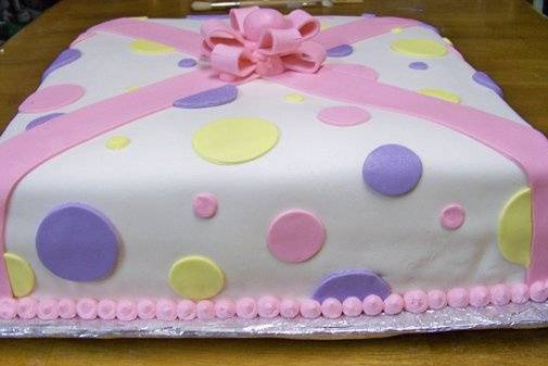 CAKES By Laurie & Daughters