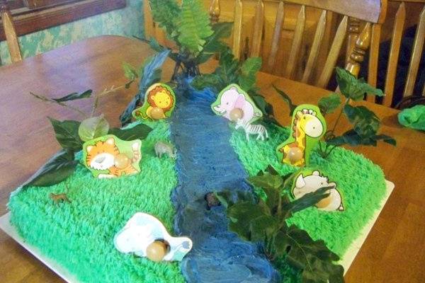 CAKES By Laurie & Daughters