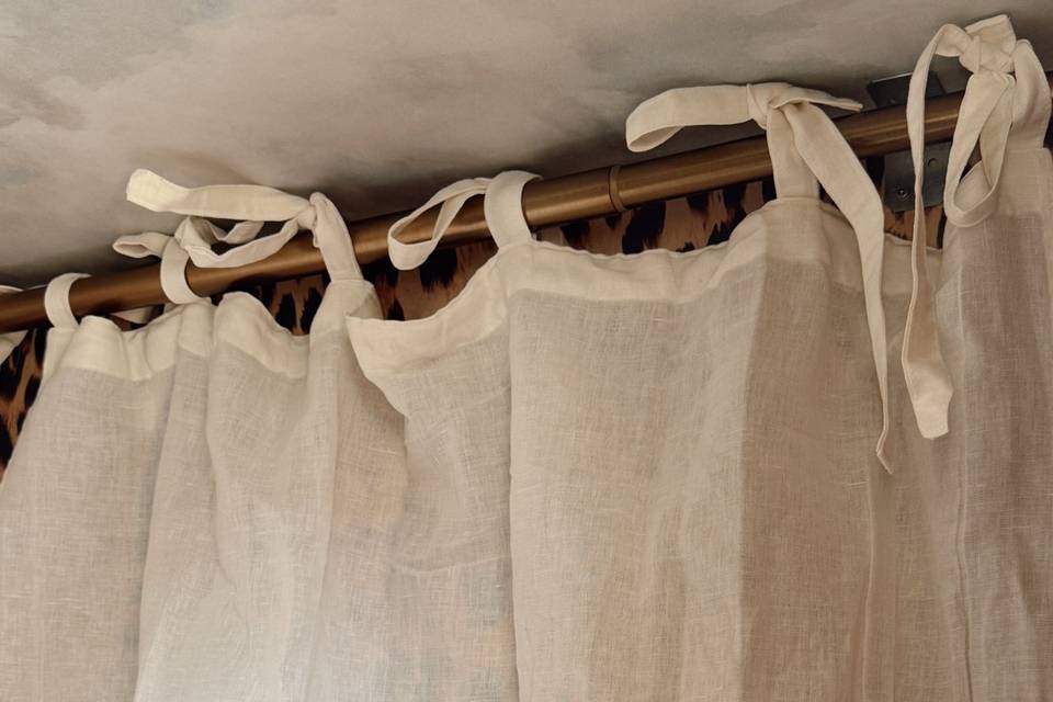 Curtain.JPG