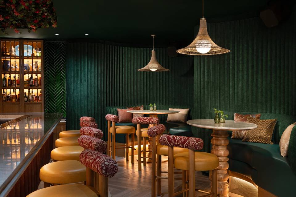 Bar Seatting