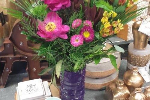 Flower vase