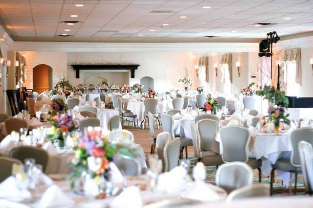 Chagrin Valley Racquet Club
