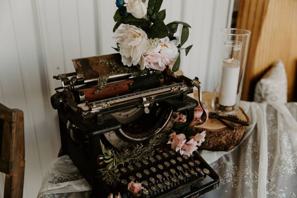 Vintage typewriter guestbook