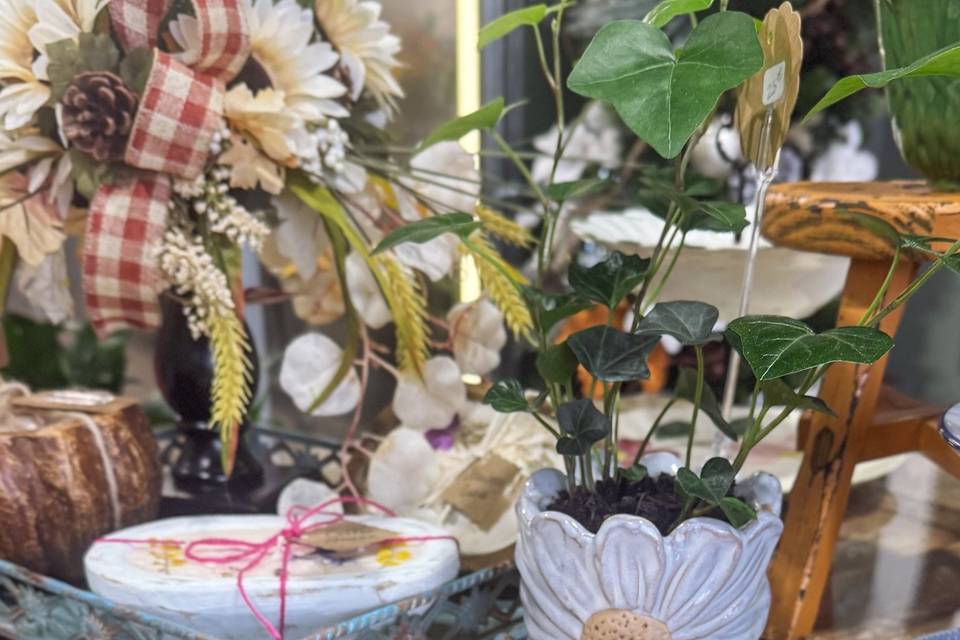 Pecan Hill Florist & Gifts