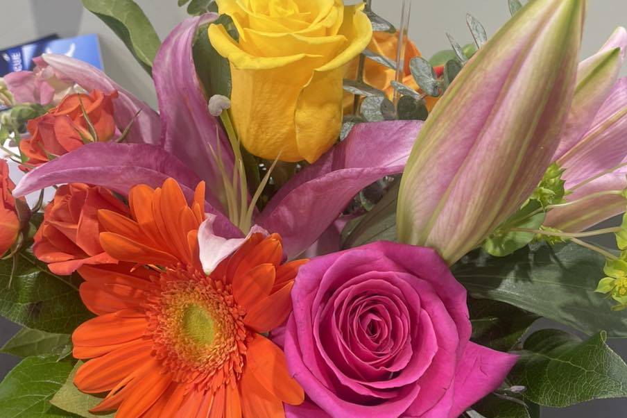 Pecan Hill Florist & Gifts